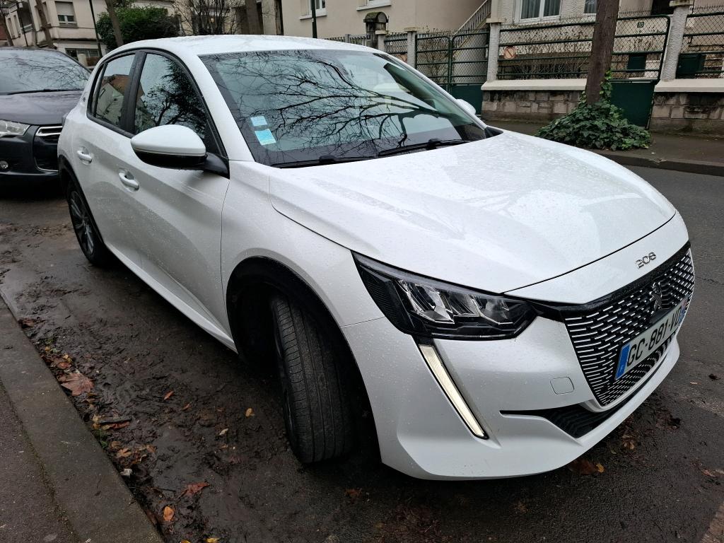 Peugeot 208 II 
