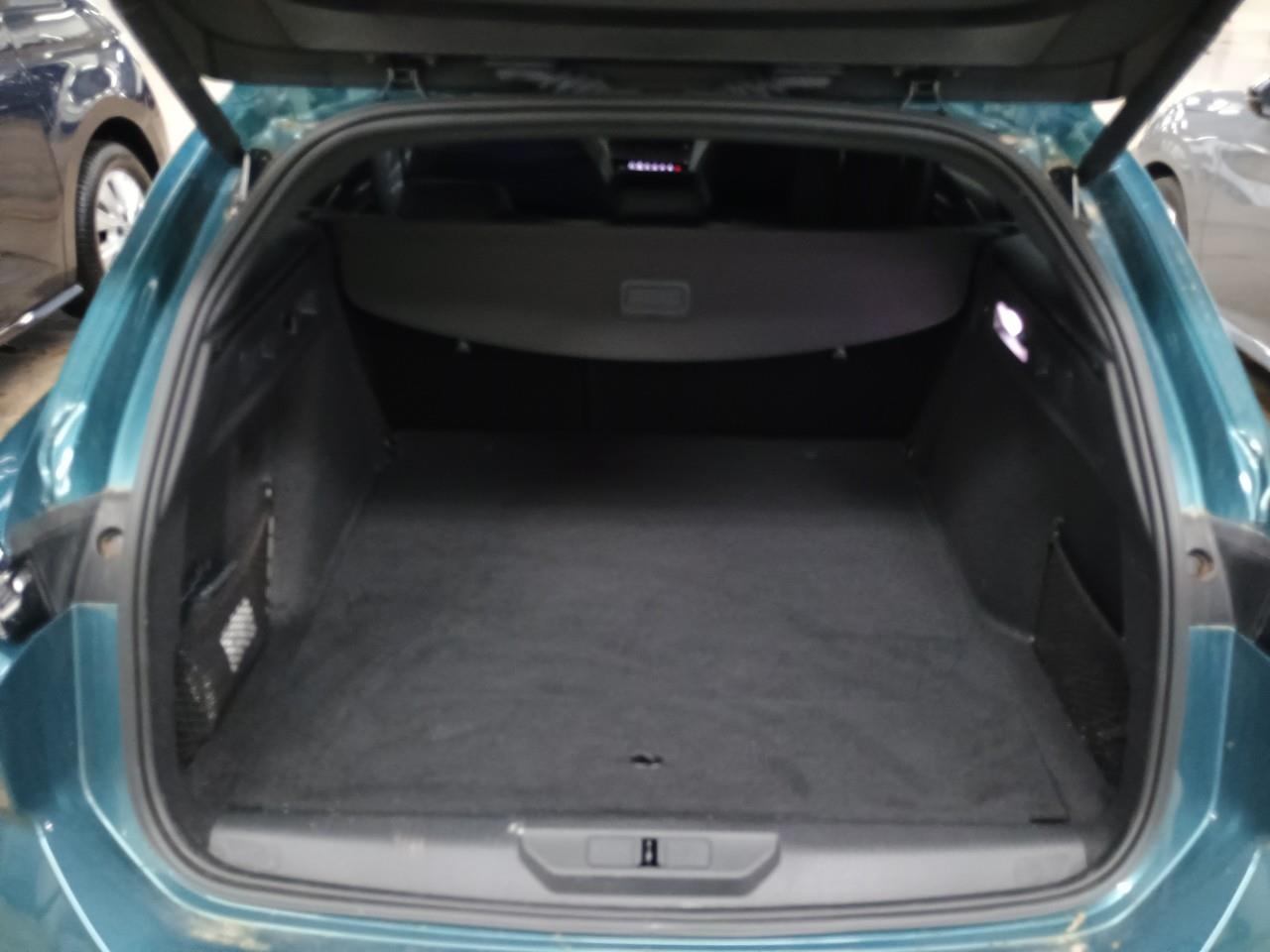 Peugeot 308 III 