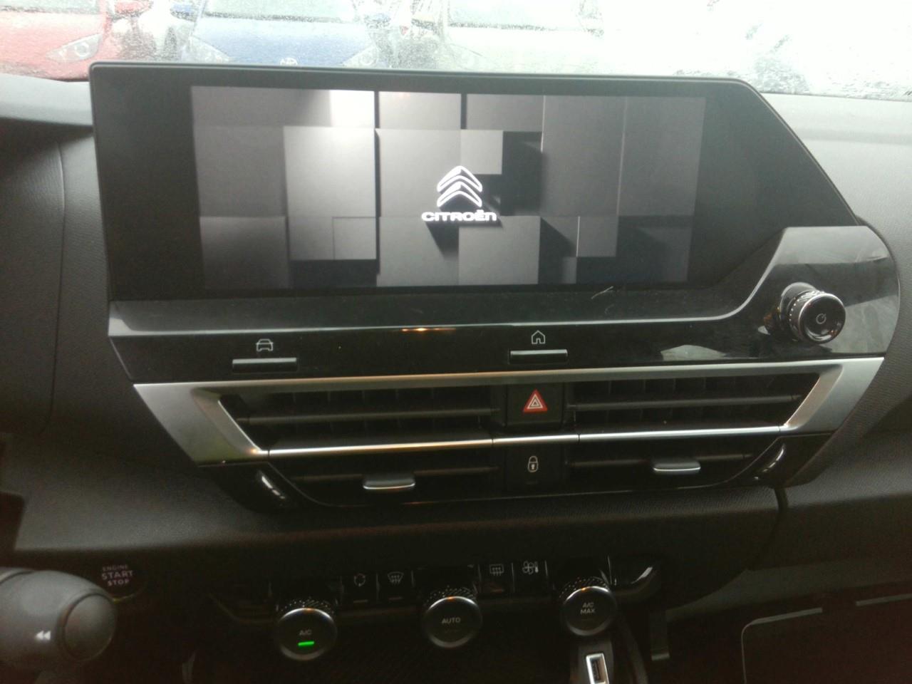 Foto Citroën C4 X 7