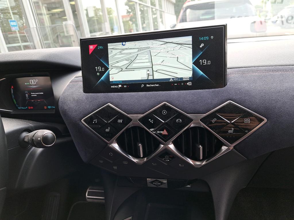 DS DS3 Crossback E-Tense Ines de la Fressange Paris 2021