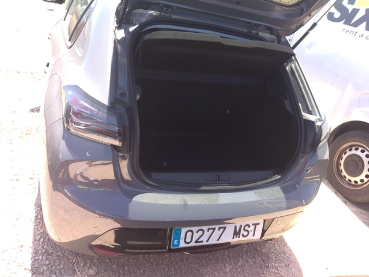 Foto Peugeot 508 Hybrid 8