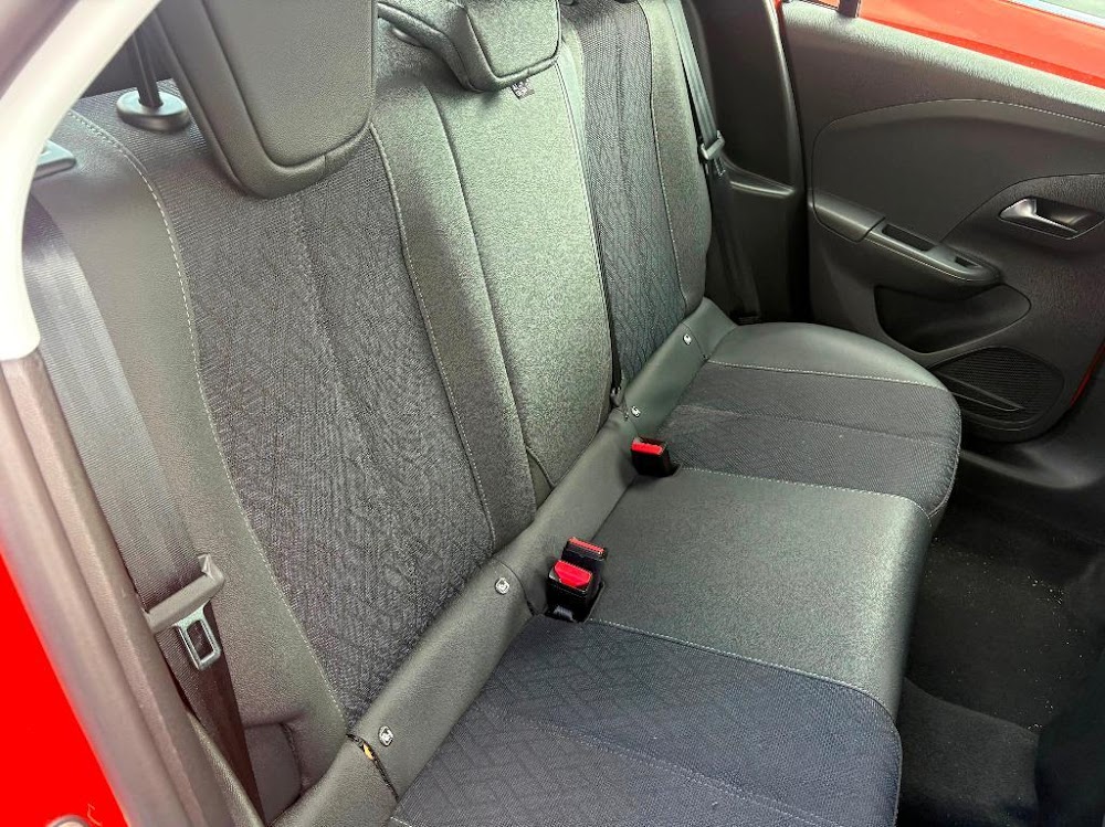 Foto Opel Corsa 15