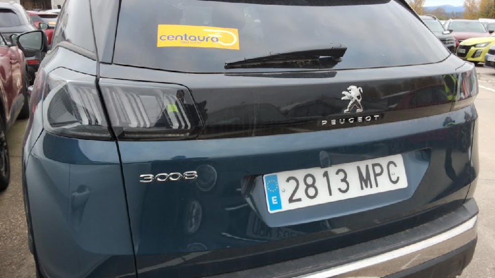 Peugeot 3008 3008 Allure Pack Gasolina 130 S&S 6 Vel. MAN
