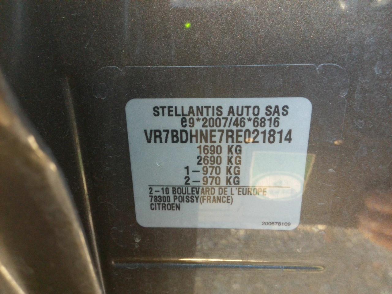Foto Citroën C4 X 11