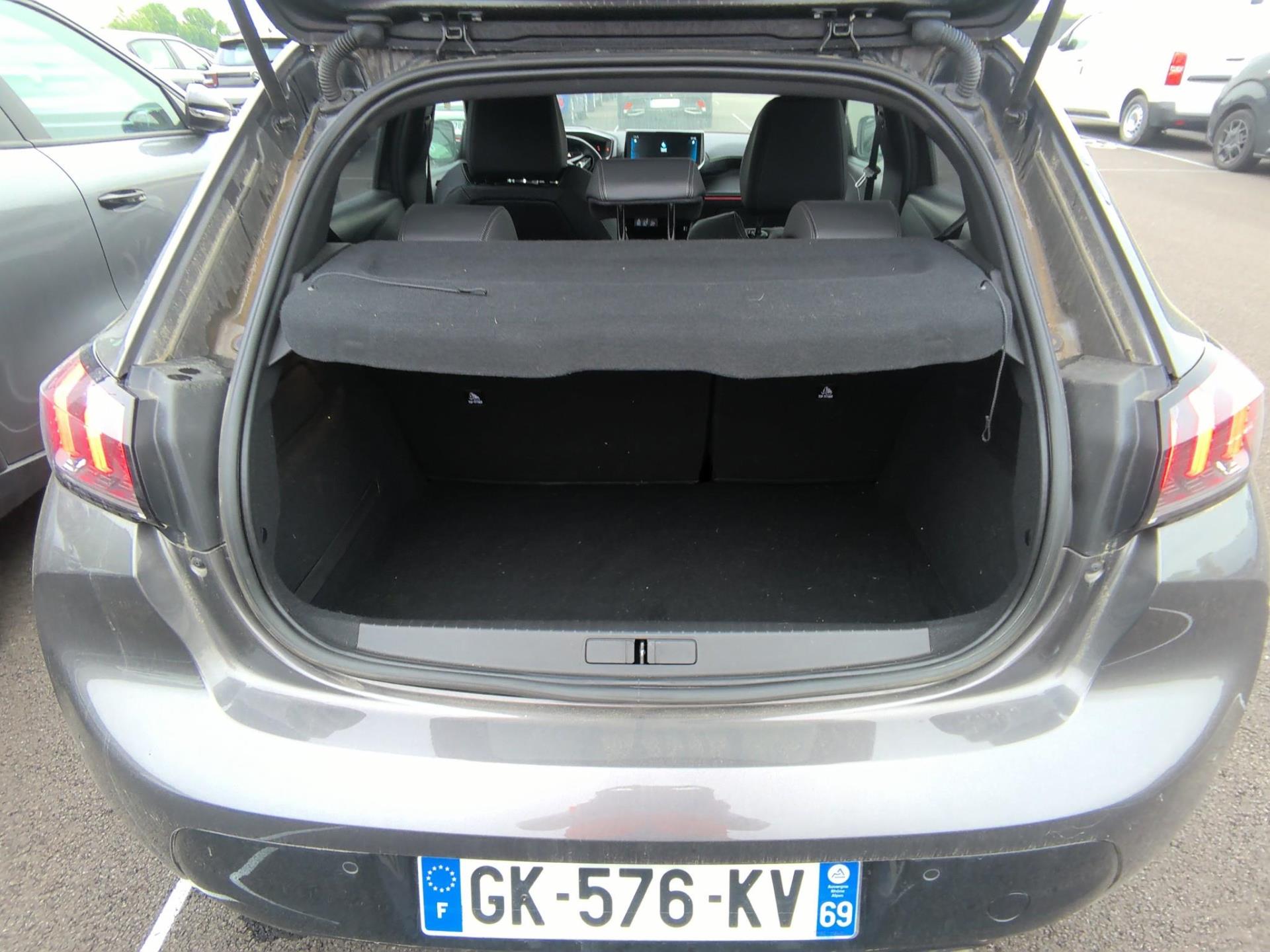 Peugeot 208 PureTech 130 S&S EAT8 GT 2022