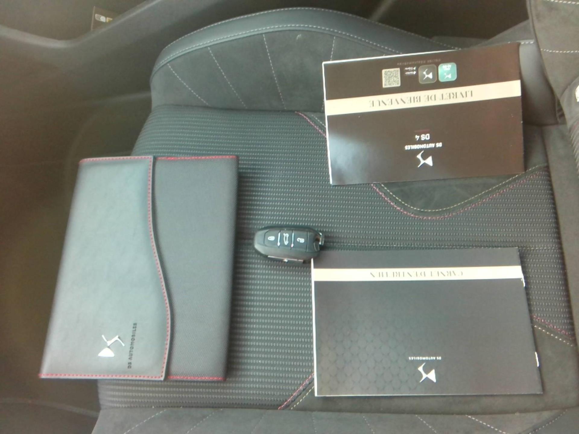 DS DS 4 Hybride E-Tense 225 EAT8 Performance Line 2024