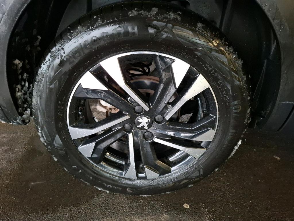 Peugeot 2008 PureTech 130 S&S EAT8 GT 2022