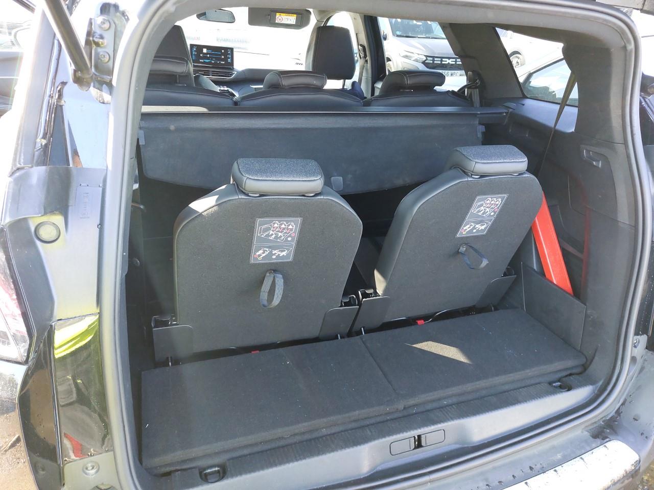 Foto Peugeot 5008 16