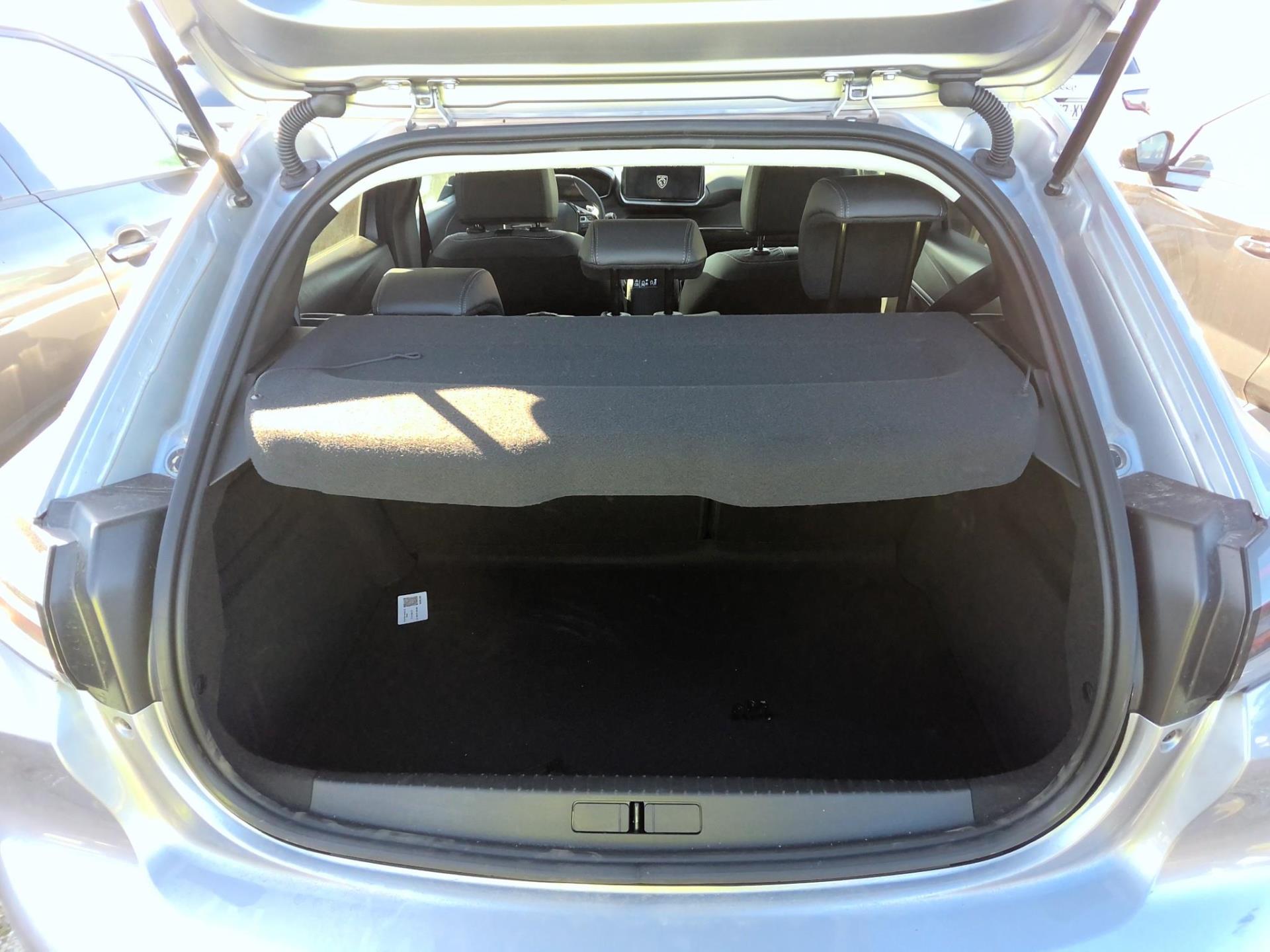 Peugeot 208 Hybrid 100 e-DCS6 Allure 2024