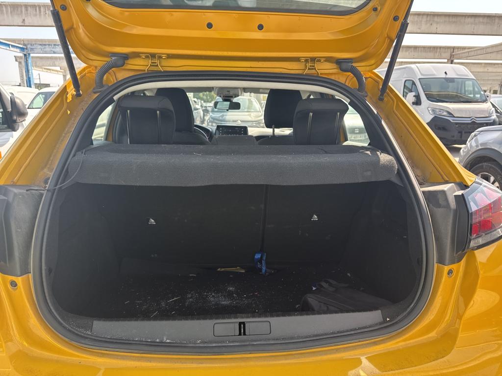 Peugeot 208 BlueHDi 100 S&S BVM6 Active Business 2021