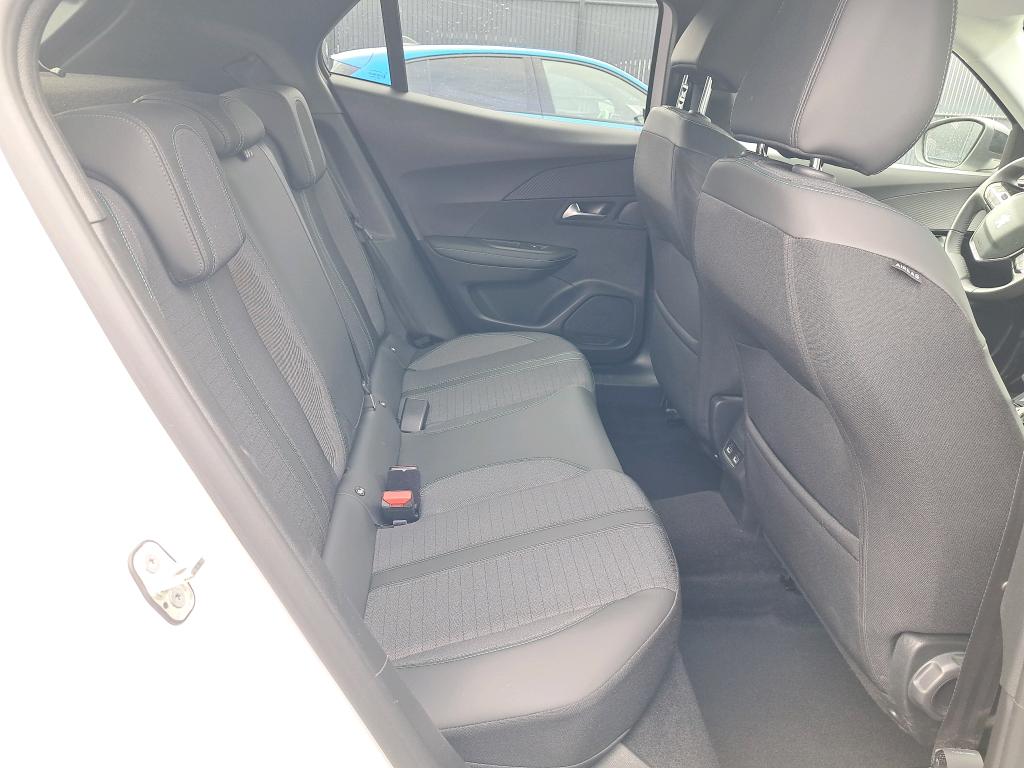 Peugeot 2008 BlueHDi 130 S&S EAT8 Allure 2022