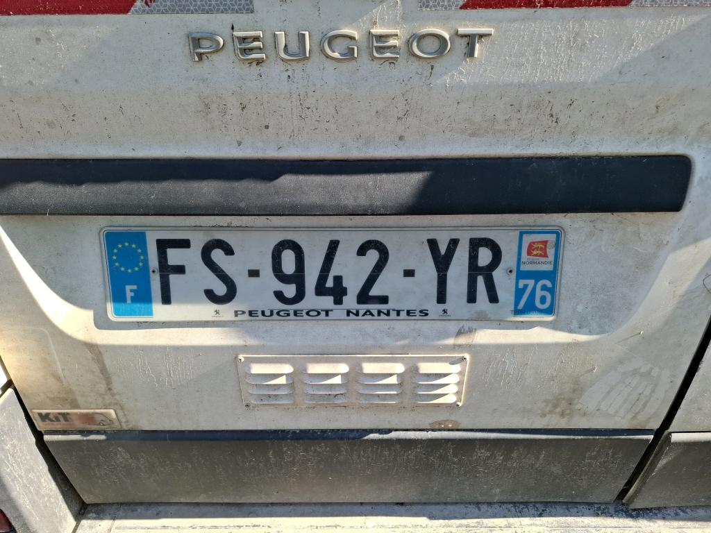 Peugeot BOXER TOLE 335 L3H2 BLUEHDI 140 S&S ASPHALT 2020