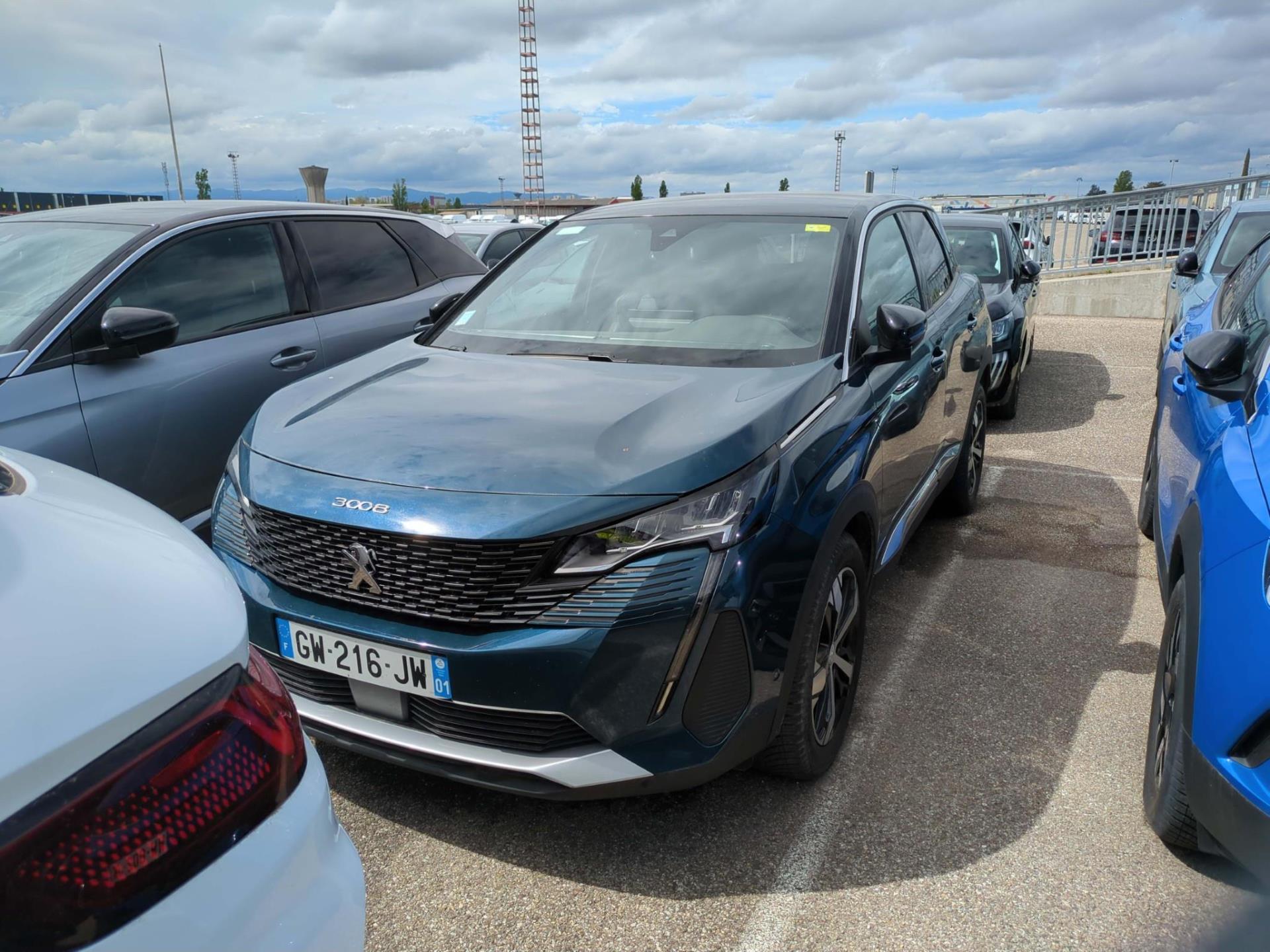 NV 3008 SUV