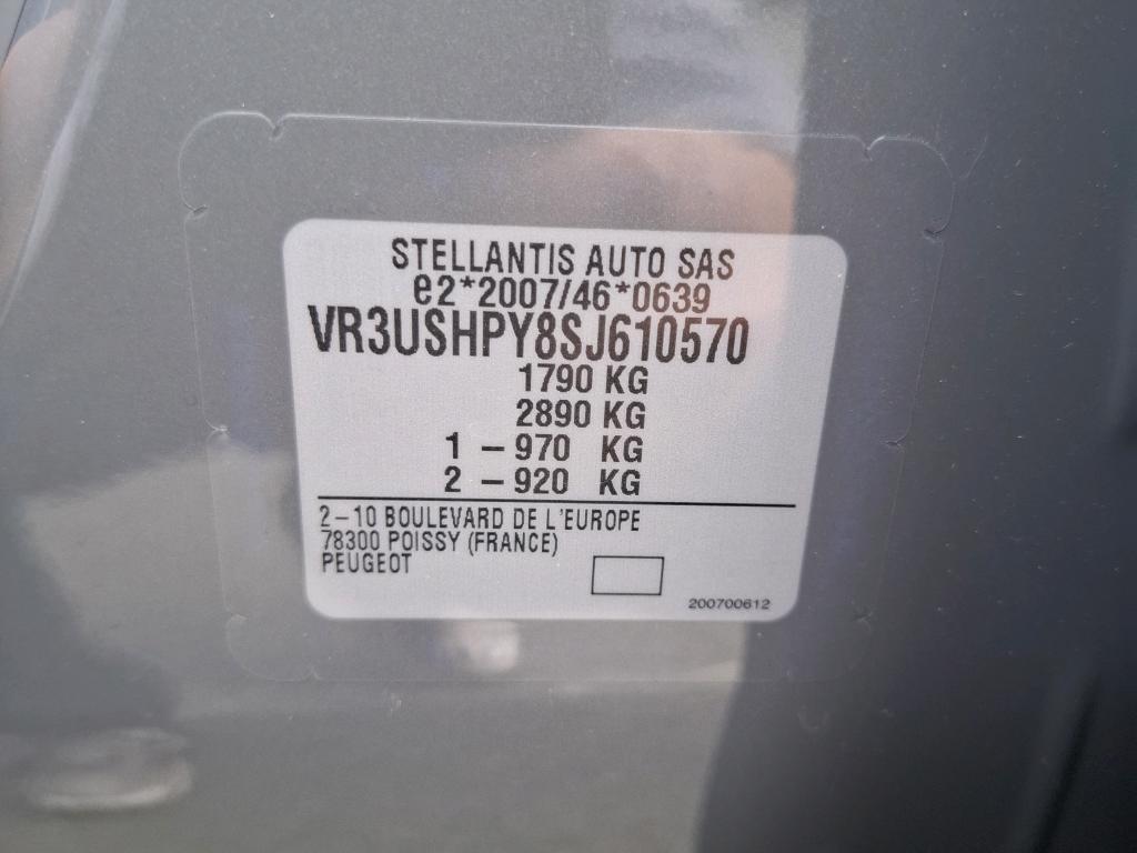 Peugeot 2008 Hybrid 145 e-DCS6 GT 2025