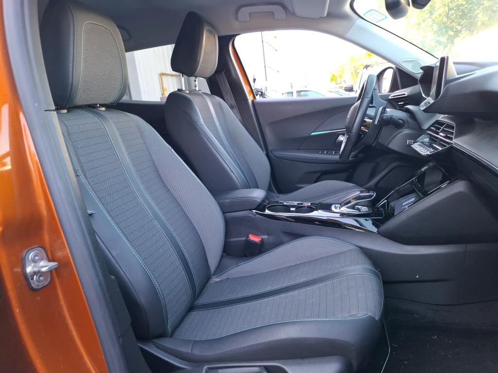 Peugeot 2008 BlueHDi 130 S&S EAT8 Allure 2021