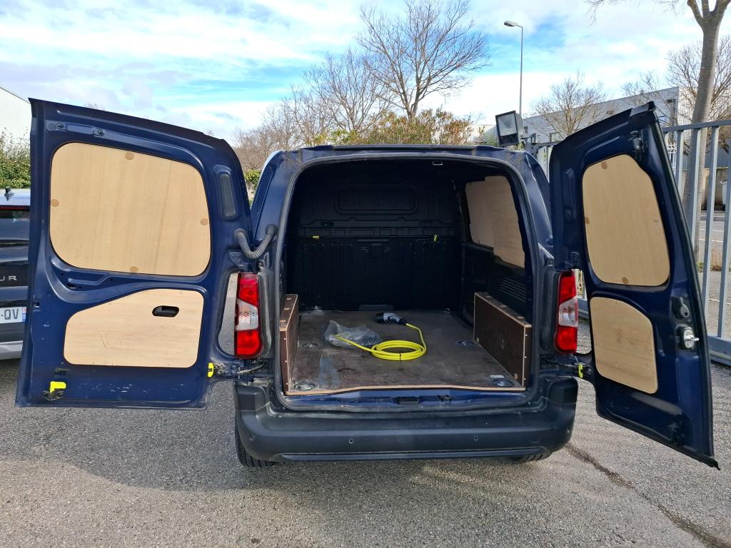 Peugeot E-PARTNER FOURGON M 800 KG 136 CH BATTERIE 50 KWH  2023