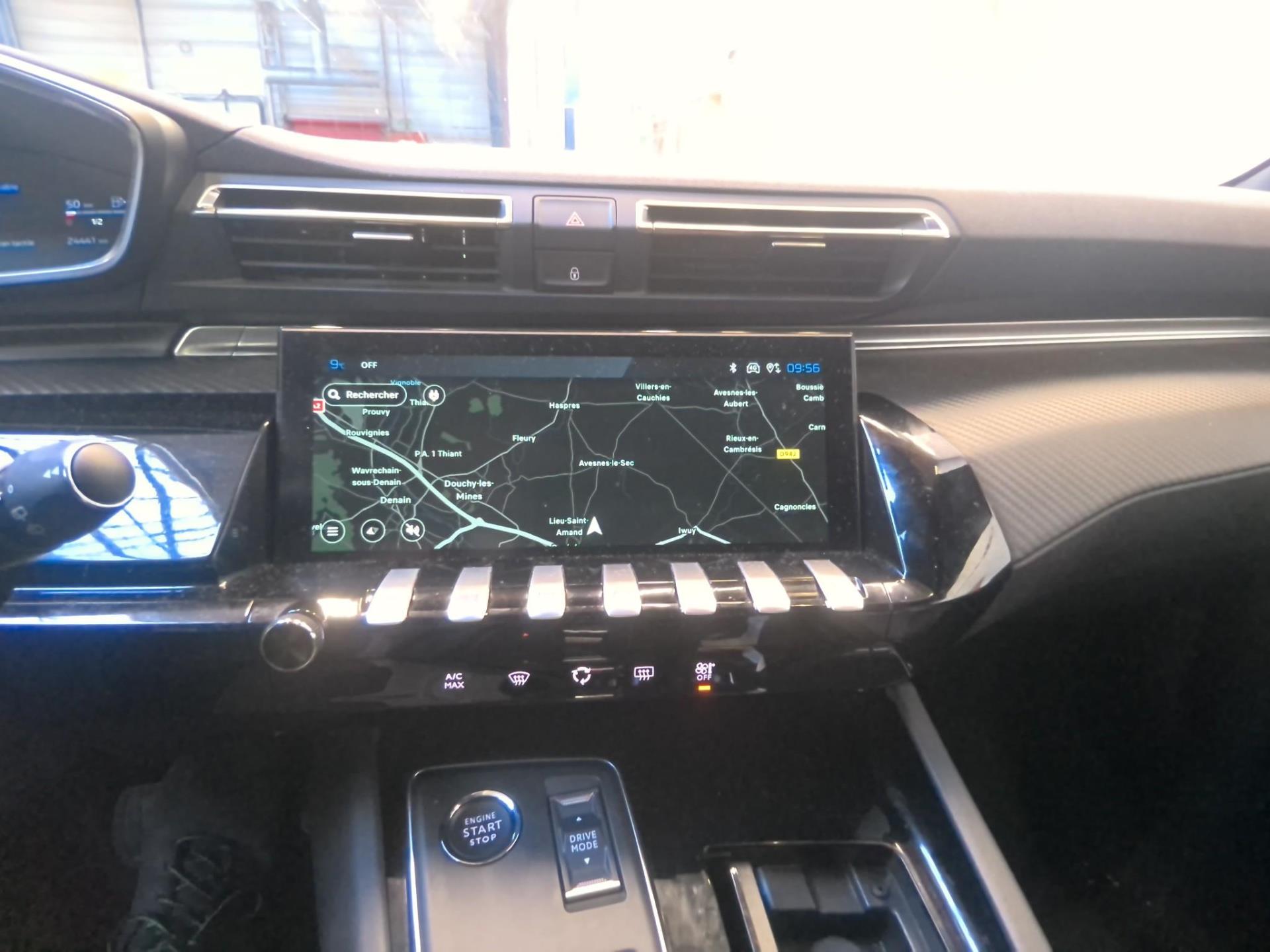 Peugeot 508 SW Hybrid 180 e-EAT8 Allure 2025