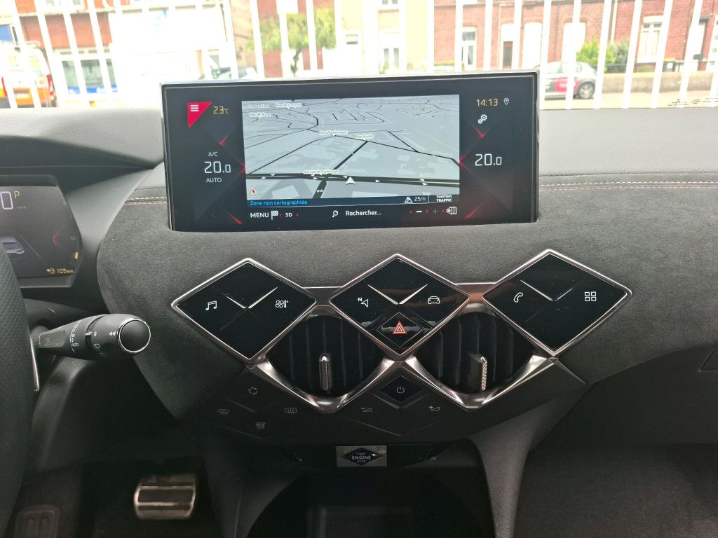 DS DS3 Crossback PureTech 130 EAT8 Performance Line 2022
