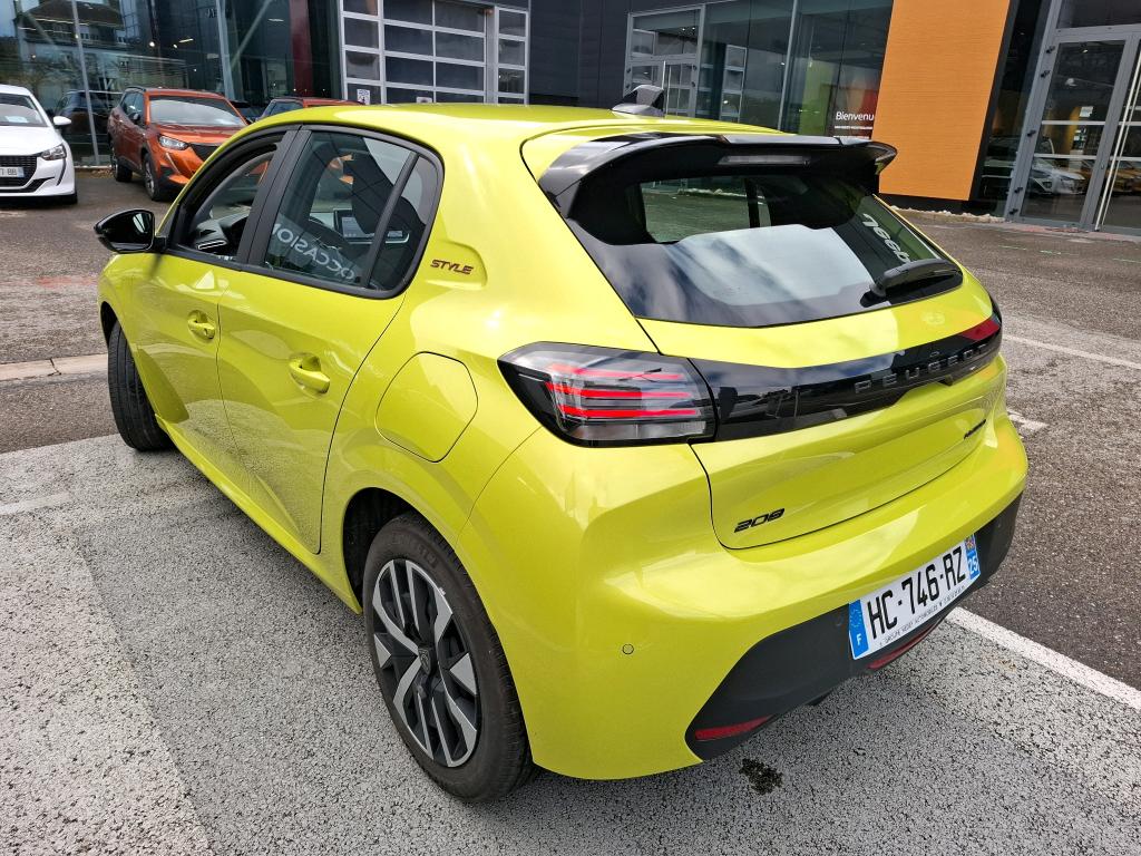 Peugeot 208 Hybrid 100 e-DCS6 Style 2025
