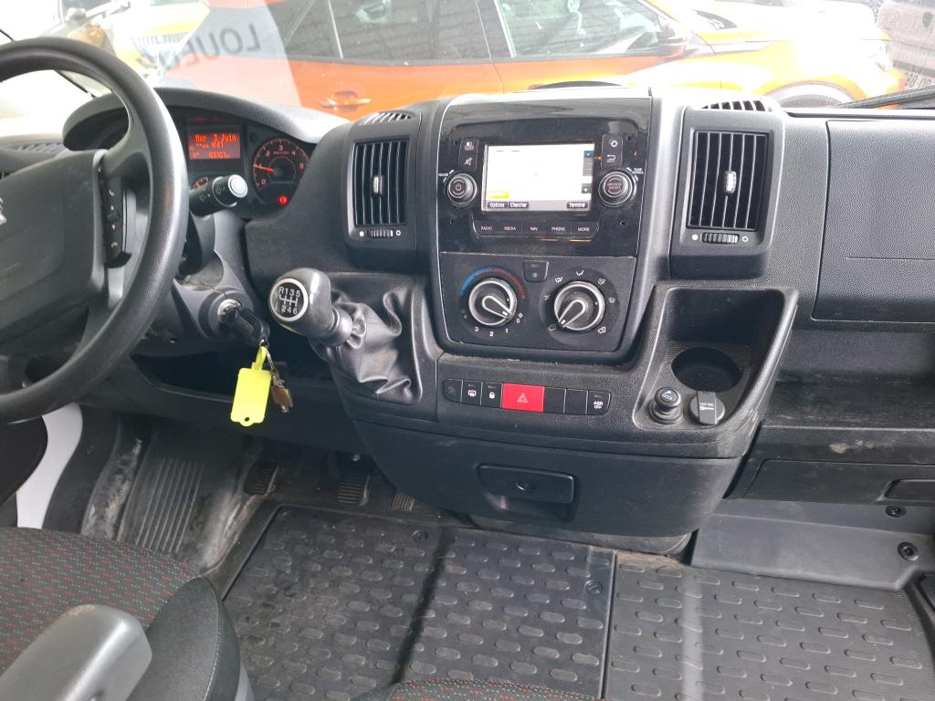 Peugeot BOXER TOLE 330 L1H1 BLUEHDI 120 S&S PREMIUM 2022