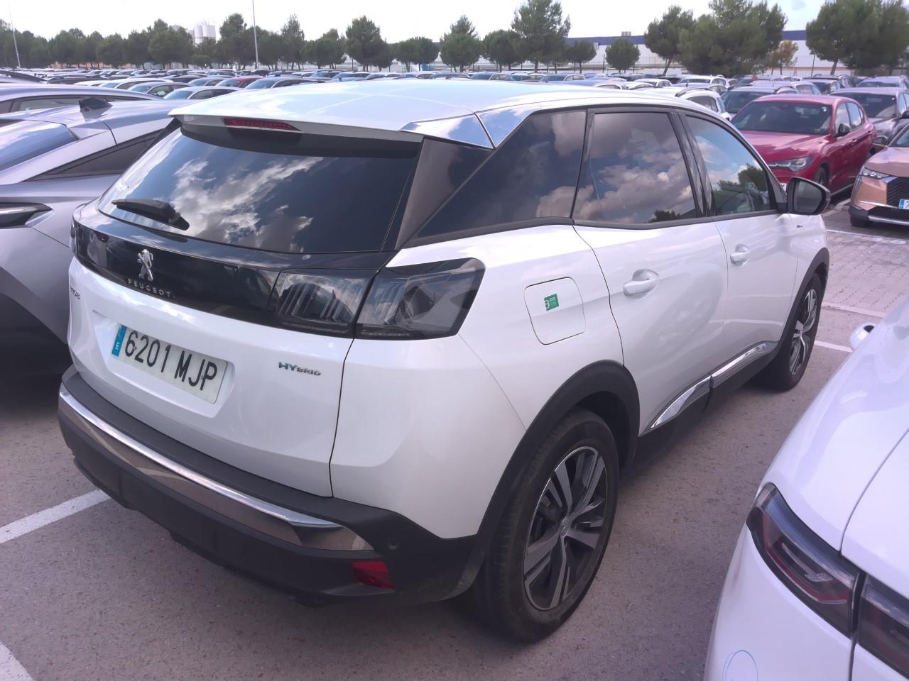 Foto Peugeot 3008 Hybrid 3
