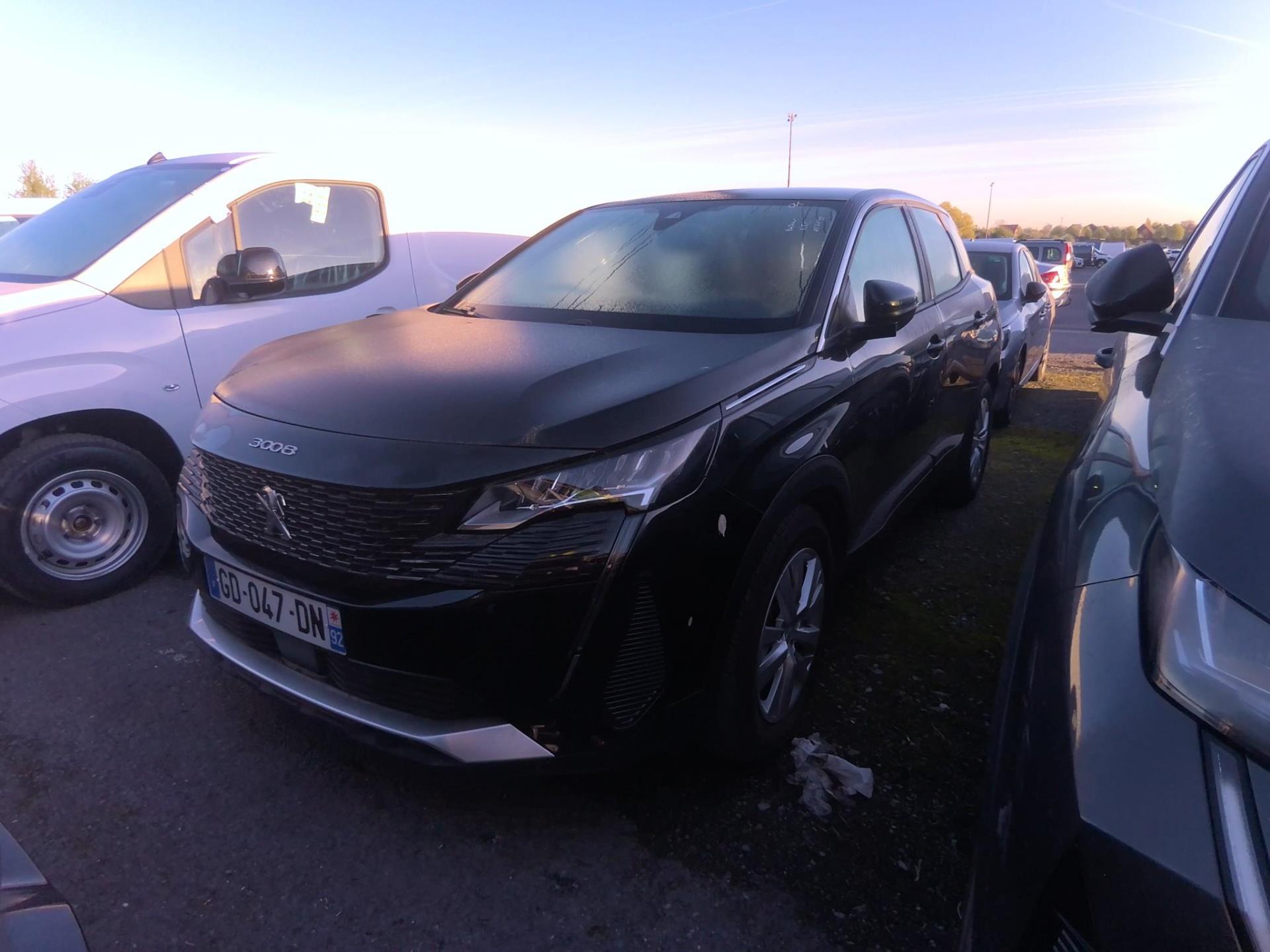 NV 3008 SUV