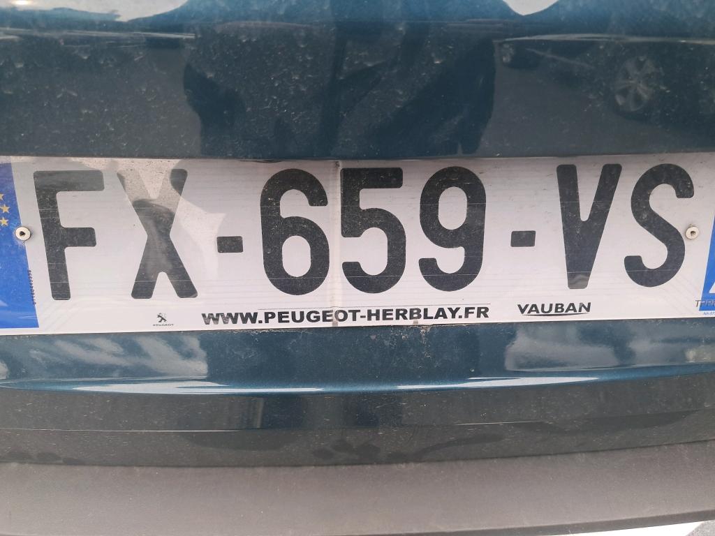 Peugeot 3008 Hybrid4 300 e-EAT8 GT 2021