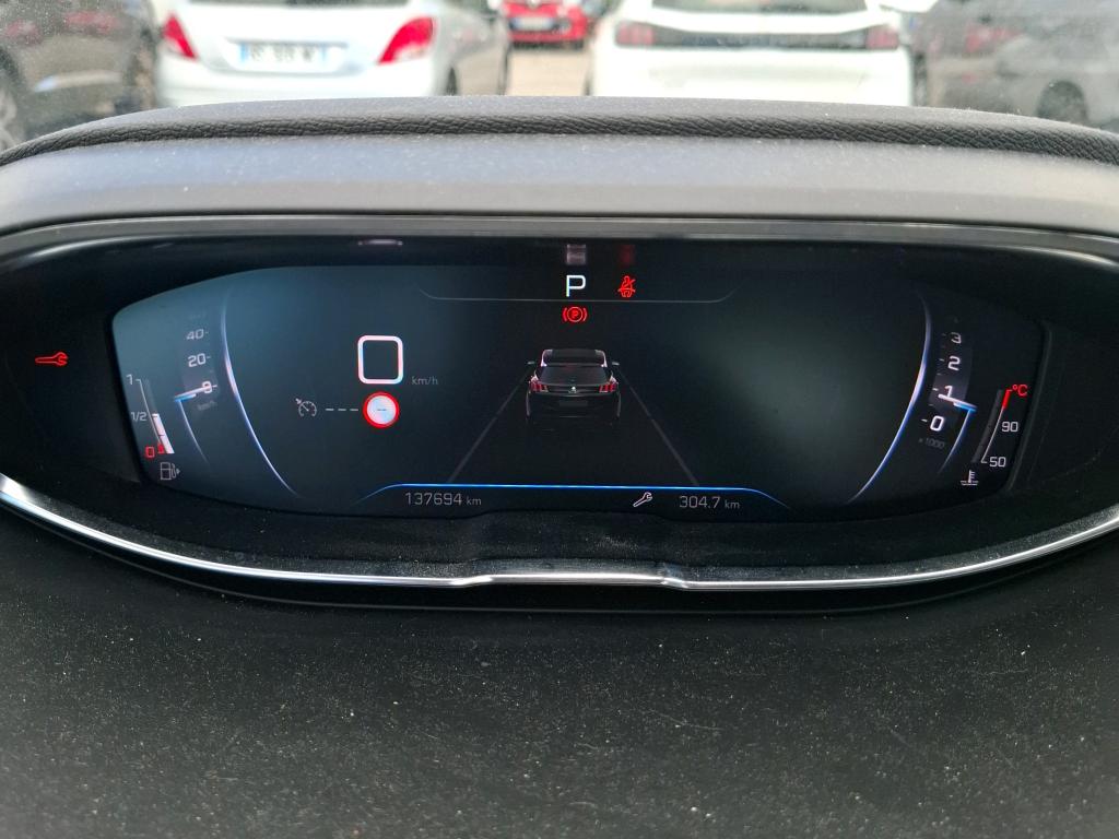 Peugeot 3008 BlueHDi 130ch S&S EAT8 Active Pack 2022