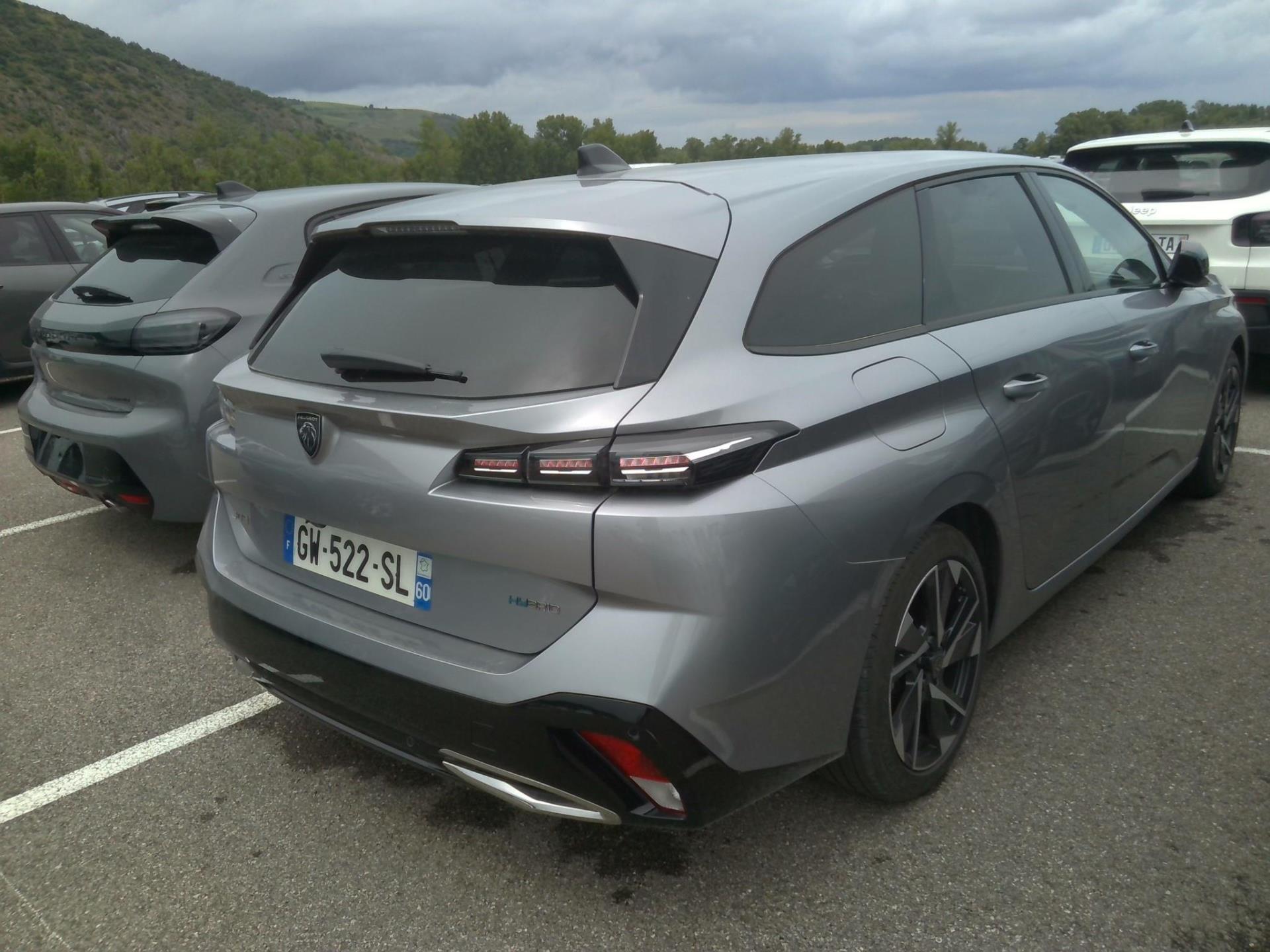 Peugeot 308 SW PHEV 180 e-EAT8 Allure 2024