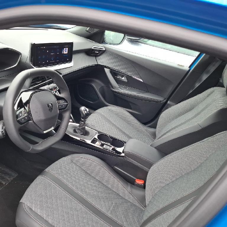 Foto Peugeot 2008 16