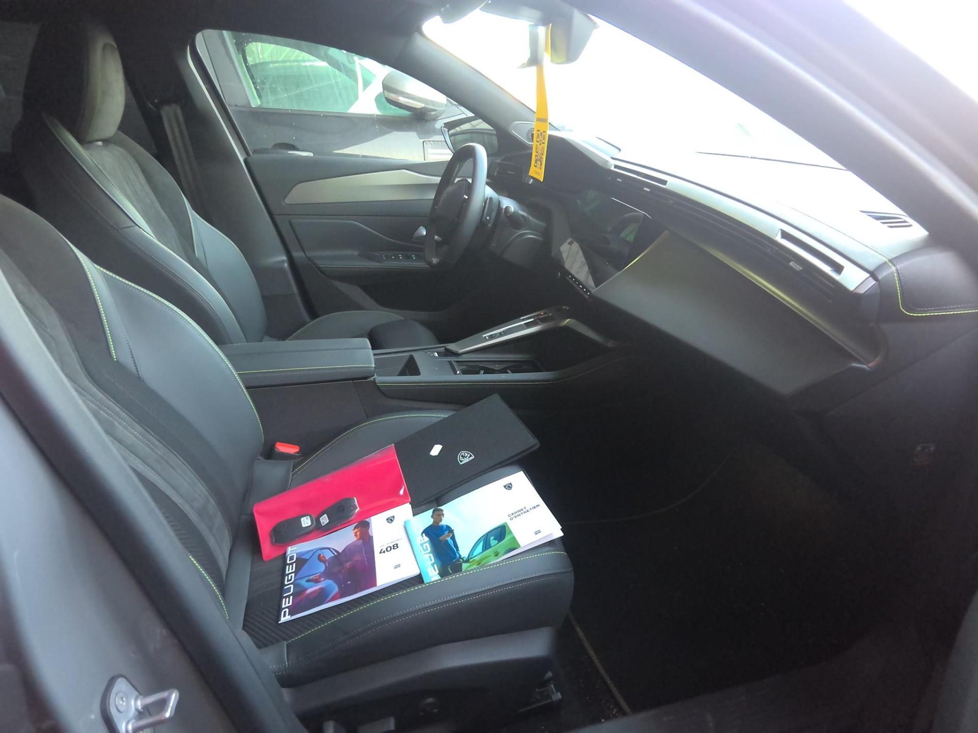 Peugeot 408 Hybrid 145 e-DCS6 GT 2025