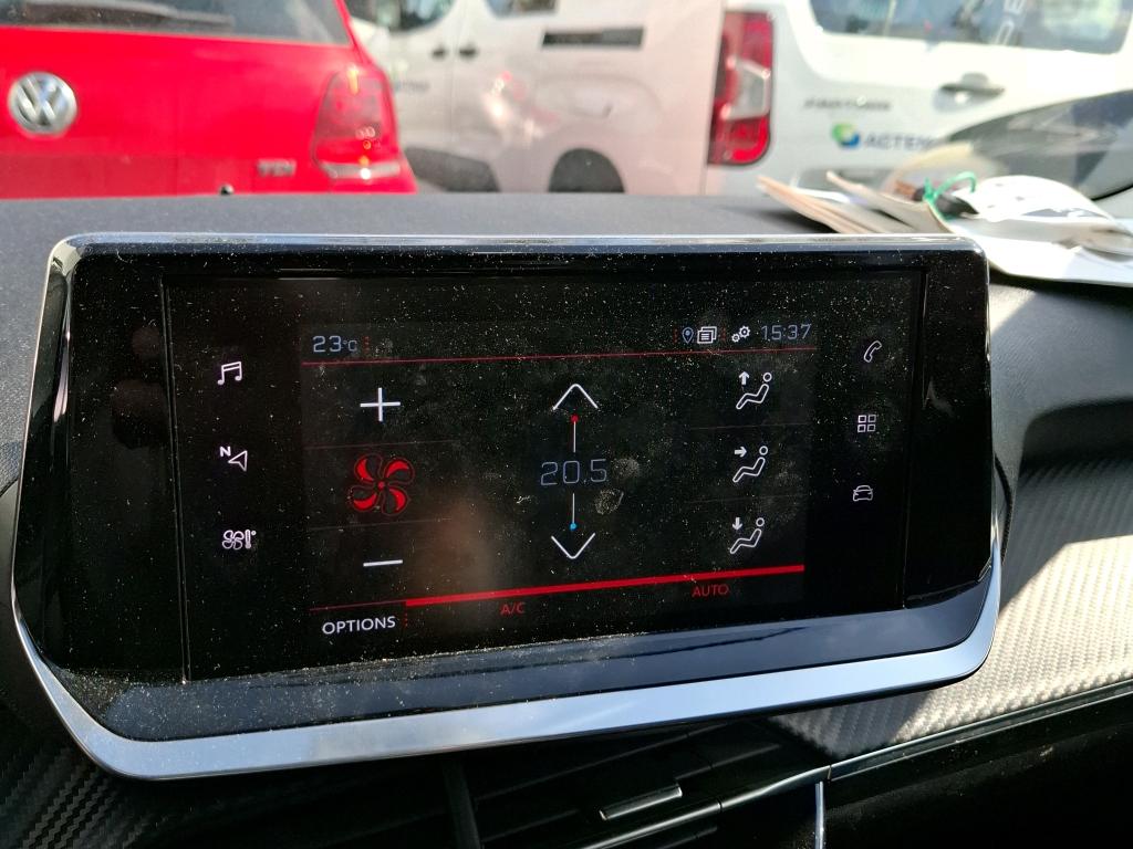 Peugeot 208 BlueHDi 100 S&S BVM6 Allure 2022