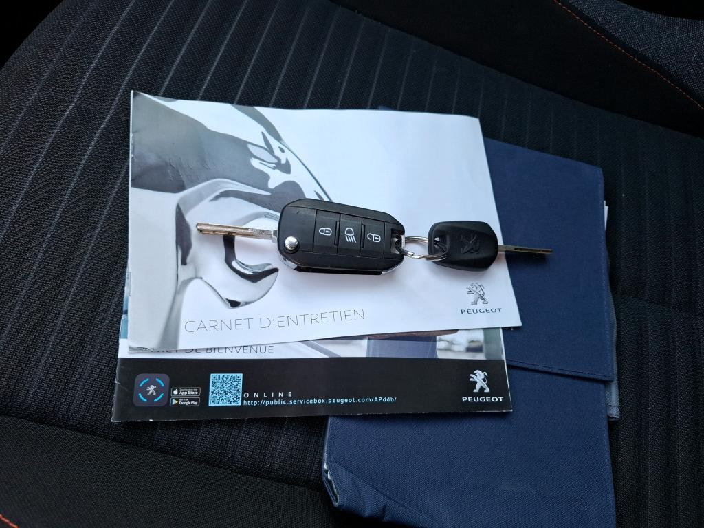 Peugeot 208 PURETECH 100 S&S EAT8 ACTIVE BUSINESS R 2021