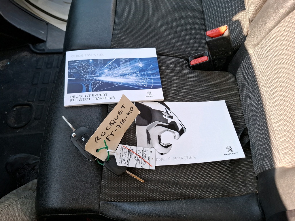 Peugeot EXPERT FGN TOLE STANDARD 2.0 BLUEHDI 120 S&S BVM6 ASPHALT 2020