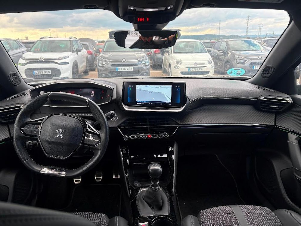 Foto Peugeot 2008 10