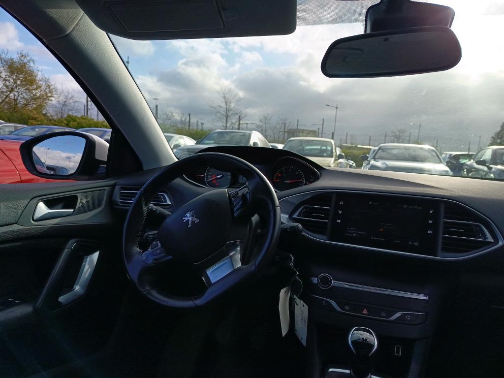Peugeot 308 AFFAIRE BLUEHDI 130 S&S BVM6 PREMIUM 2021