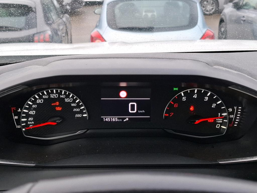 Peugeot 2008 BlueHDi 110 S&S BVM6 Active Pack 2022