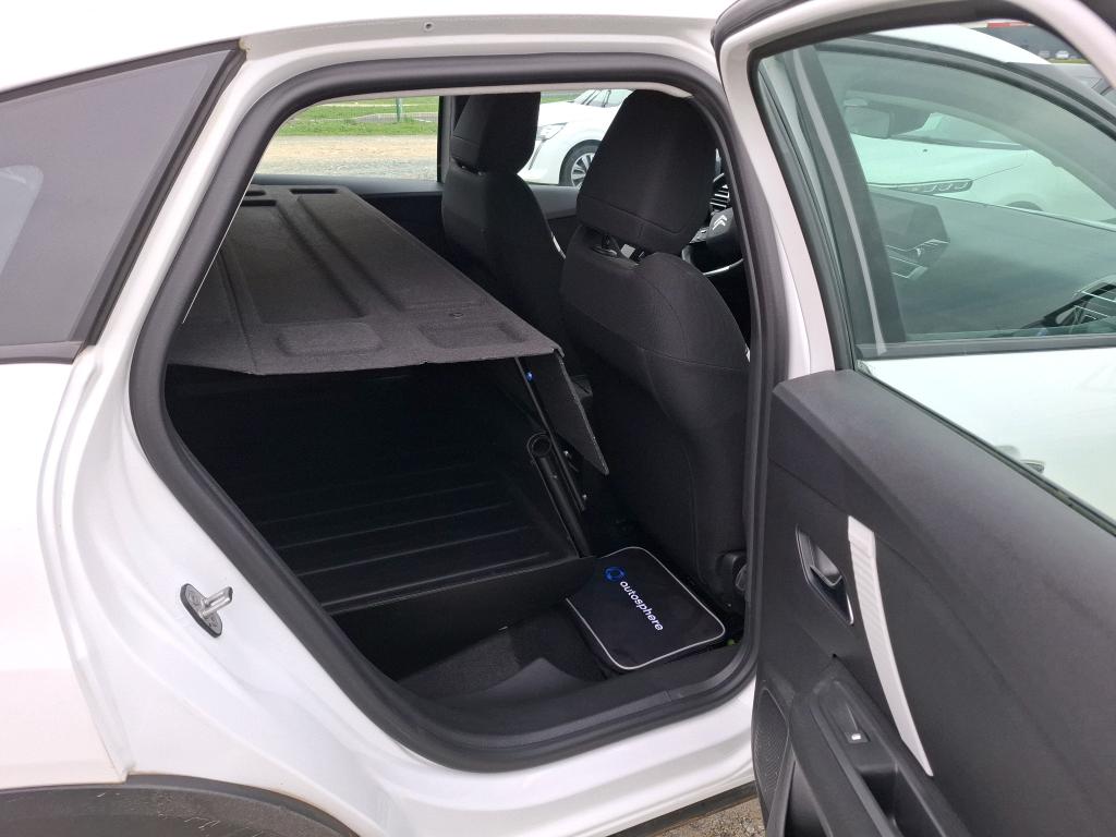 Citroen C4 SOCIETE BLUEHDI 130 S&S EAT8 FEEL NAV BUSINESS R 2022