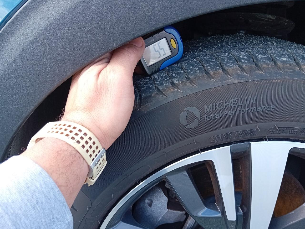 Foto Peugeot 3008 Hybrid 25