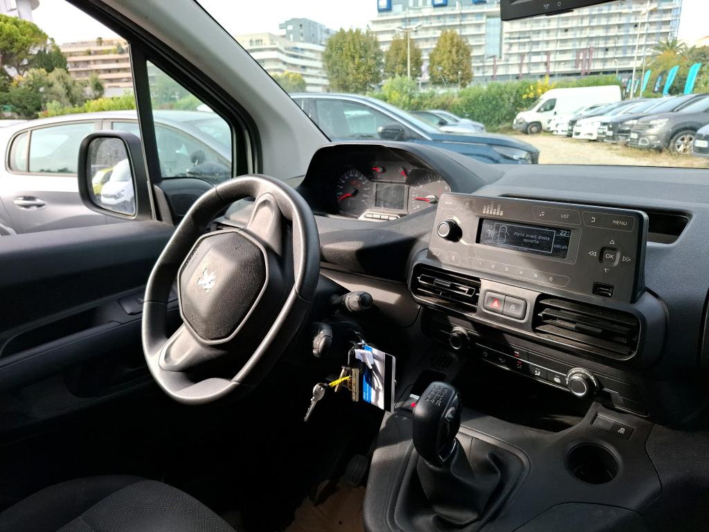 Peugeot PARTNER FOURGON STANDARD 650 KG BLUEHDI 75 BVM5 PREMIUM 2020