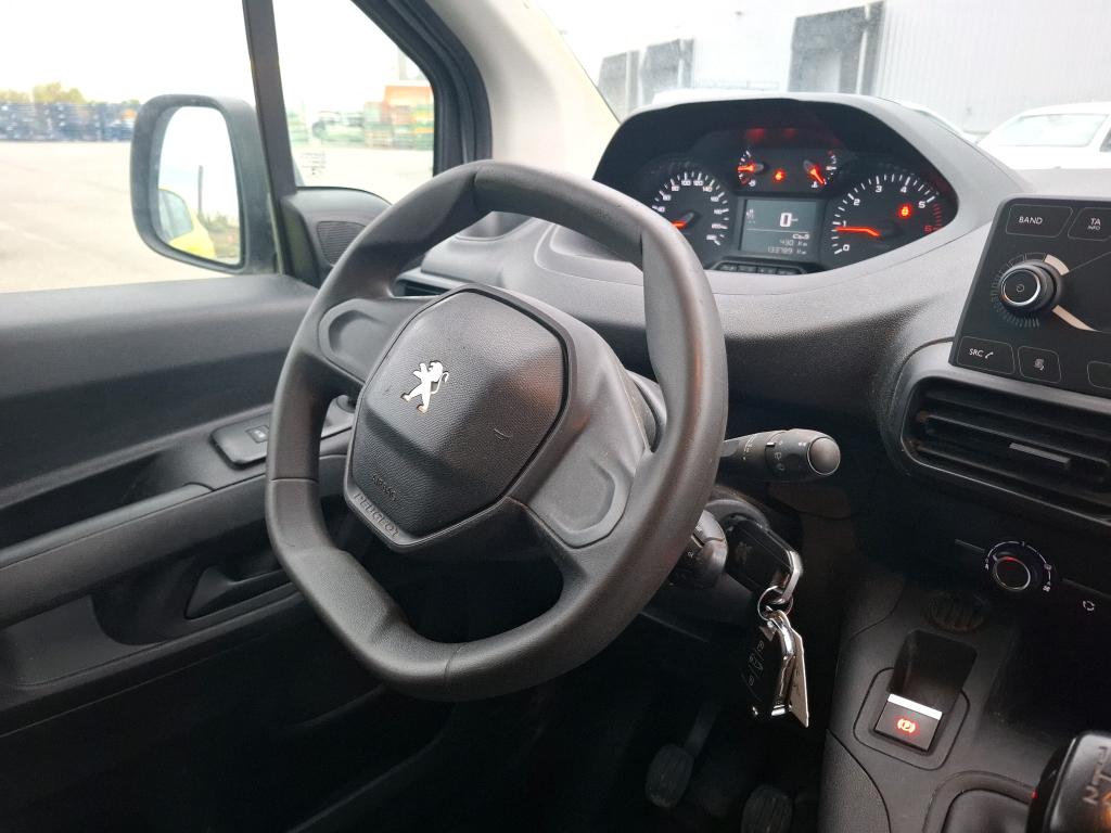 Peugeot PARTNER FOURGON STANDARD 650 KG BLUEHDI 100 S&S BVM5 PREMIUM 2020