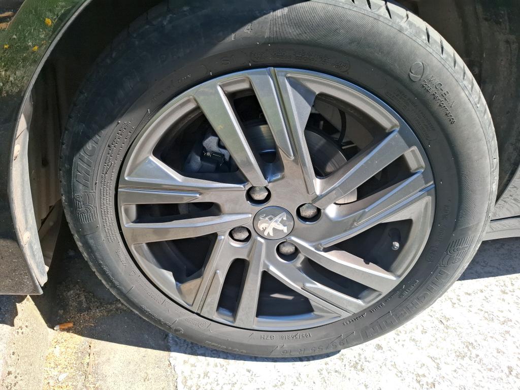 Peugeot 208 PureTech 75 S&S BVM5 Style 2022