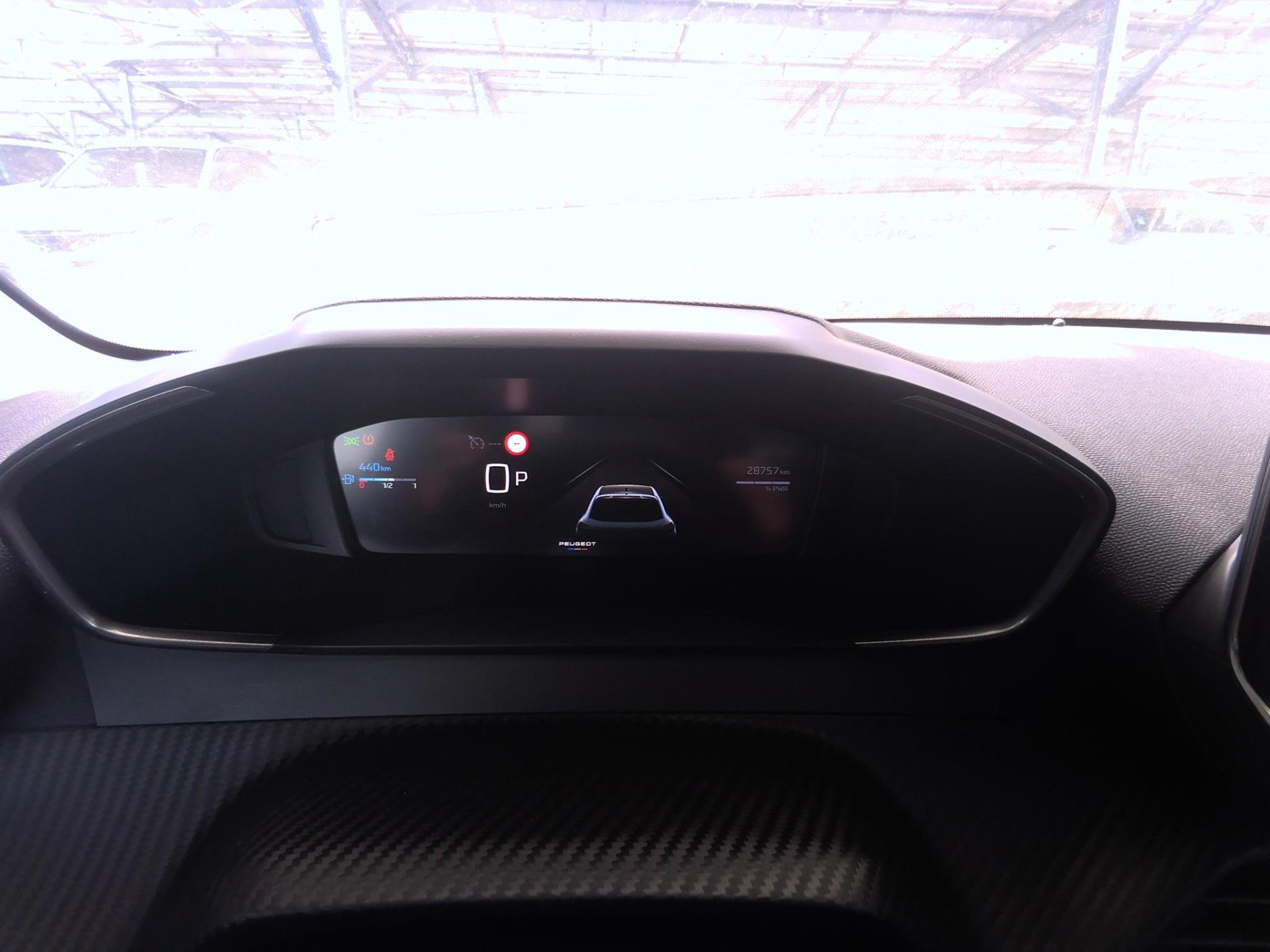 Peugeot 208 Hybrid 110 ch e-DCS6 Allure 2025