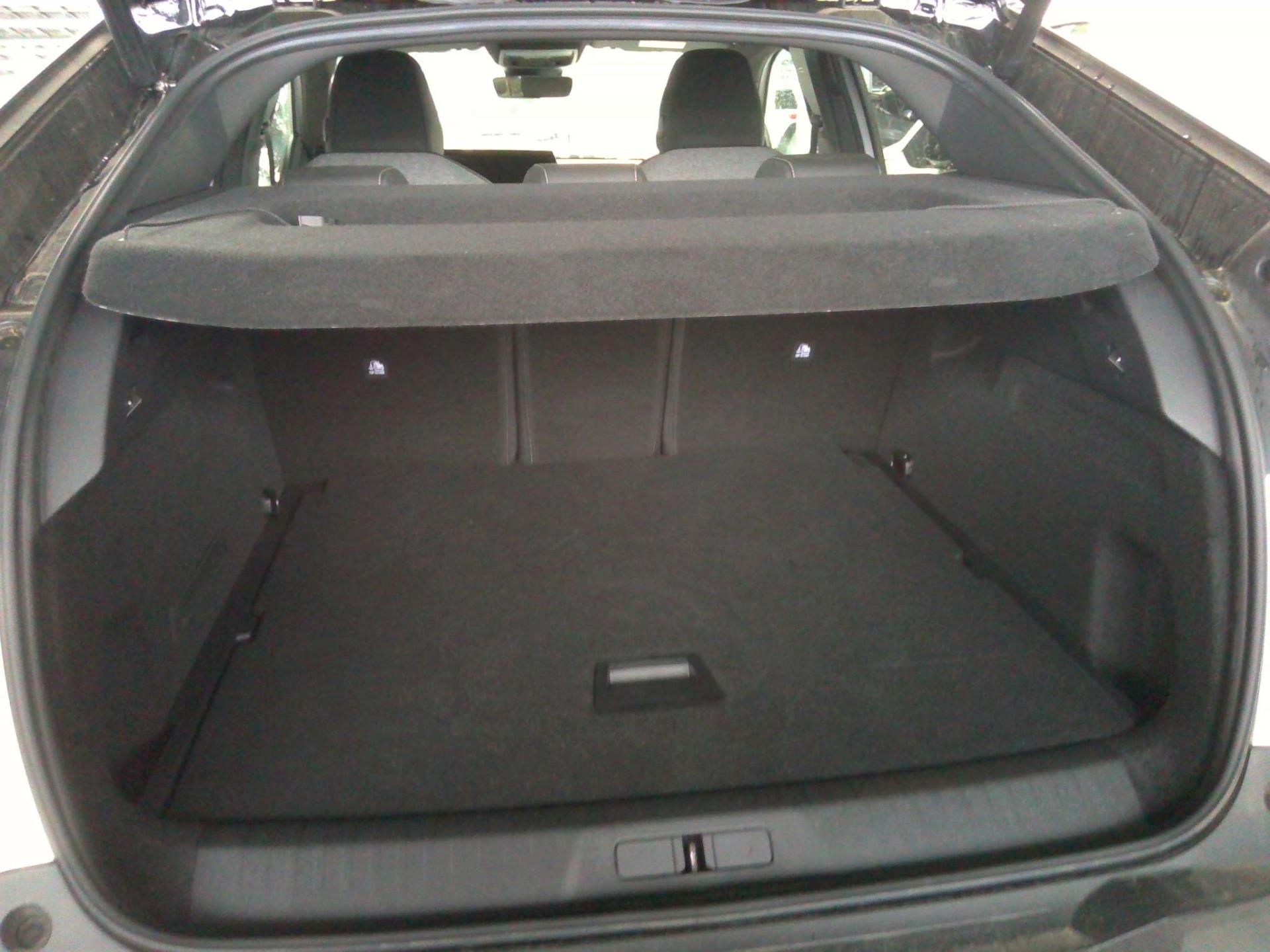 Peugeot 3008 Plug-in Hybrid 195 e-DCS7 GT 2025