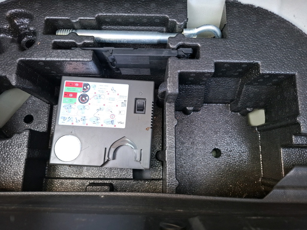 Peugeot 208 ELECTRIQUE 50 KWH 136 ACTIVE BUSINESS R 2021