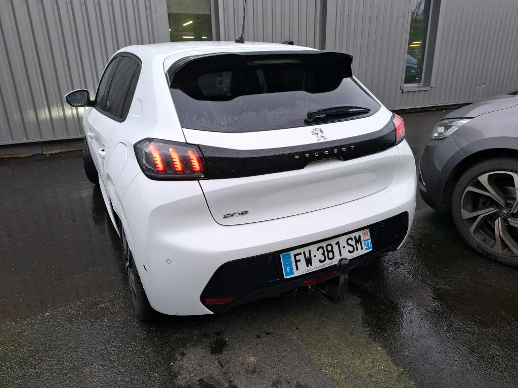 Peugeot 208 PureTech 100 S&S EAT8 Allure Business 2021