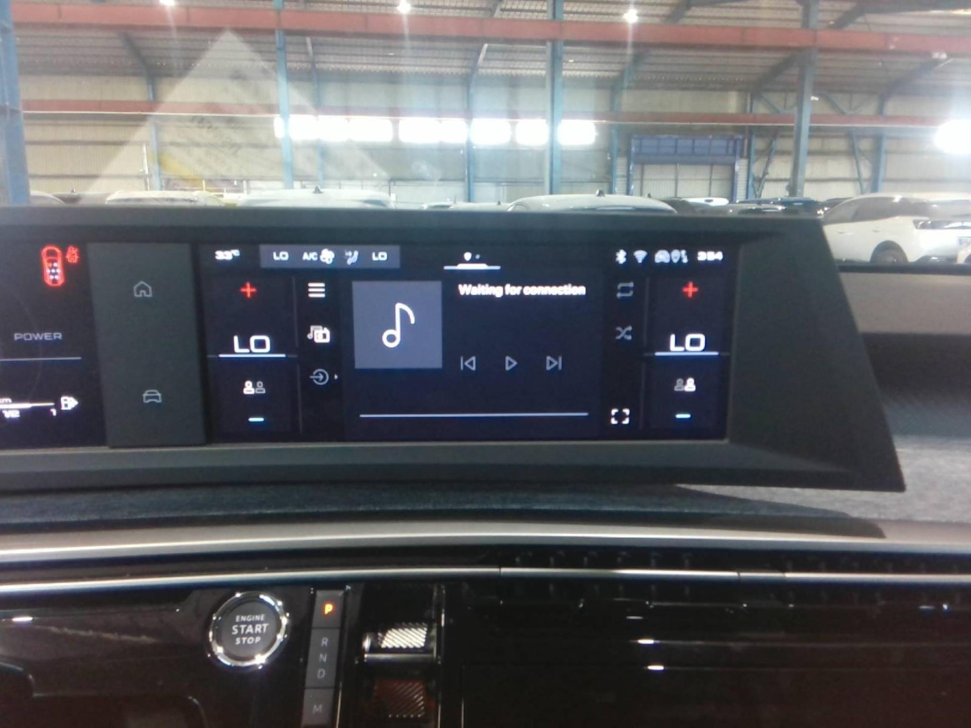 Peugeot 5008 Hybrid 145 ch e-DCS6 Allure 2025