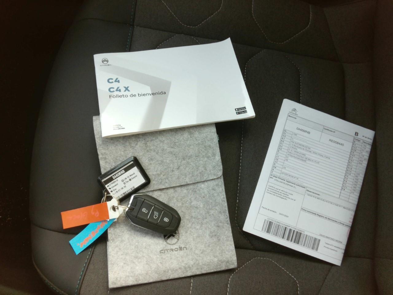 Foto Citroën C4 X 10