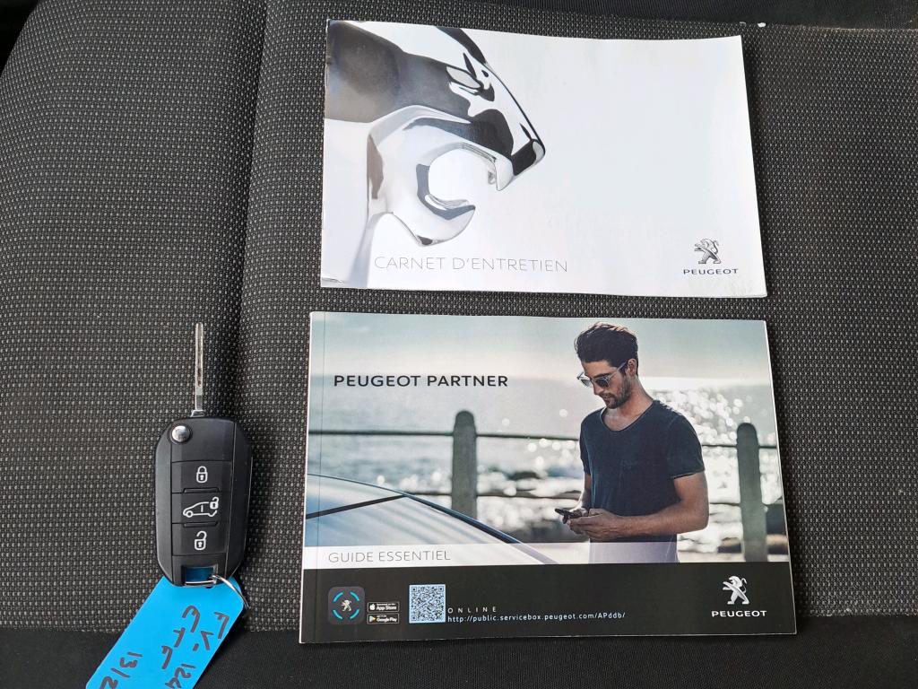 Peugeot PARTNER FOURGON STANDARD 650 KG BLUEHDI 100 S&S BVM5 PREMIUM 2020