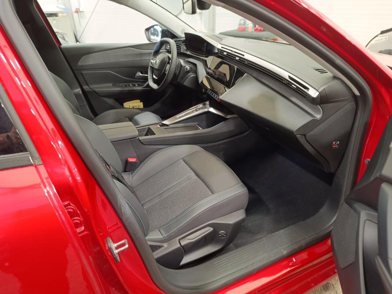 Peugeot 308 III
